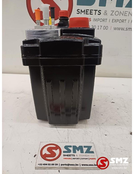 DAF AdBluepomp DAF - Système de carburant pour Camion: photos 4 DAF AdBluepomp DAF - Système de carburant pour Camion: photos 4