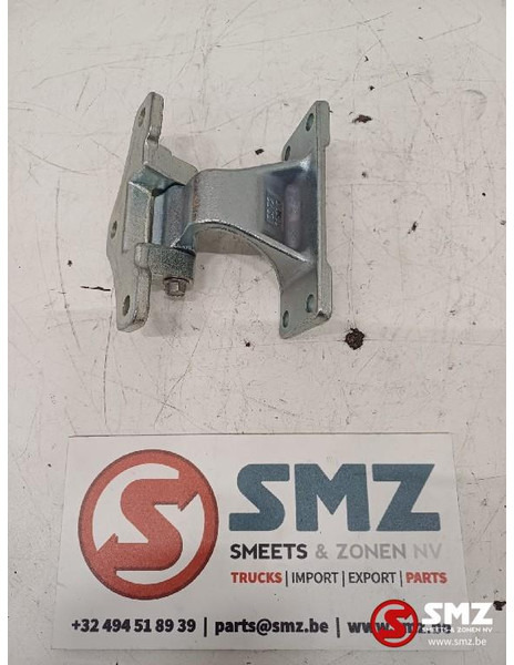 DAF Lot van 3 deurscharnieren linksonder / rechtsb - Portière et pièces pour Camion: photos 2 DAF Lot van 3 deurscharnieren linksonder / rechtsb - Portière et pièces pour Camion: photos 2