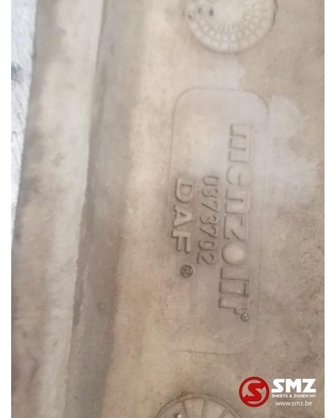 DAF Occ Motorkap DAF 2300 - Capot pour Camion: photos 2 DAF Occ Motorkap DAF 2300 - Capot pour Camion: photos 2