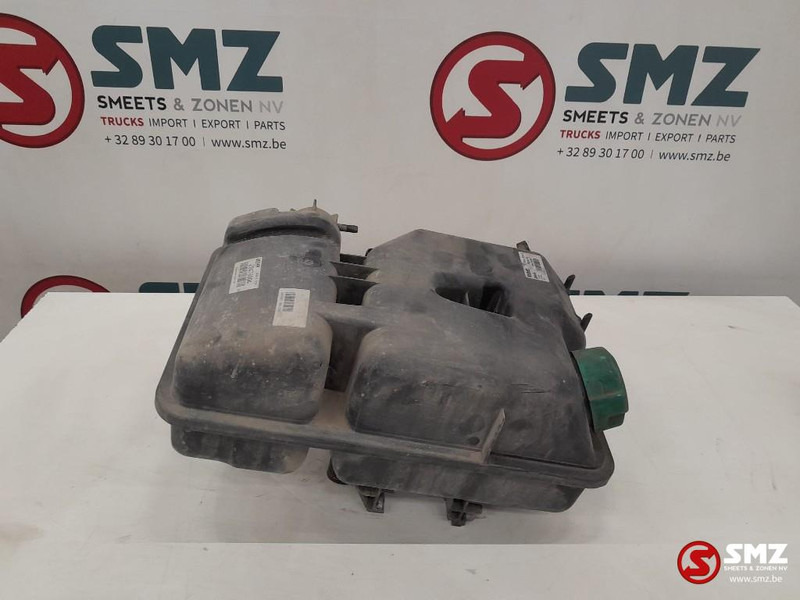 DAF Occ koelvloeistofreservoir DAF - Système de refroidissement pour Camion: photos 3 DAF Occ koelvloeistofreservoir DAF - Système de refroidissement pour Camion: photos 3