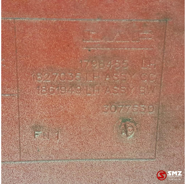 DAF Occ koplampkap links DAF - Feu avant pour Camion: photos 3 DAF Occ koplampkap links DAF - Feu avant pour Camion: photos 3