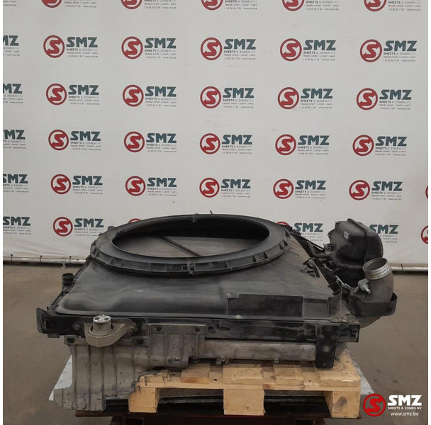 DAF Occ radiator + intercooler + expansievat DAF - Radiateur pour Camion: photos 2 DAF Occ radiator + intercooler + expansievat DAF - Radiateur pour Camion: photos 2