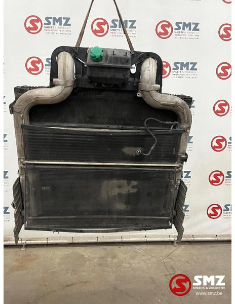 DAF Occ radiator + intercooler + expansievat + condens - Radiateur pour Camion: photos 2 DAF Occ radiator + intercooler + expansievat + condens - Radiateur pour Camion: photos 2