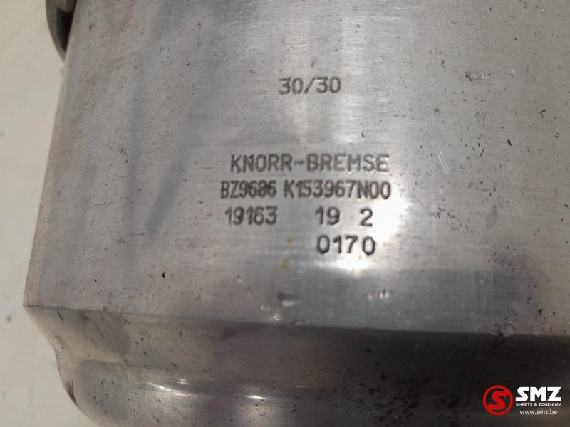 DAF Occ remcilinder DAF - Cylindre de frein pour Camion: photos 5 DAF Occ remcilinder DAF - Cylindre de frein pour Camion: photos 5