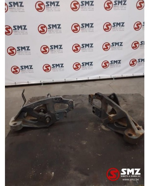 DAF Occ set voorste cabinebeugel links+rechts DAF CF85 - Suspension de cabine pour Camion: photos 2 DAF Occ set voorste cabinebeugel links+rechts DAF CF85 - Suspension de cabine pour Camion: photos 2