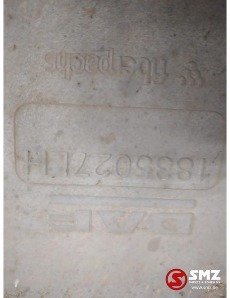 DAF Occ spatbordverlenger links DAF - Carrosserie et extérieur pour Camion: photos 5 DAF Occ spatbordverlenger links DAF - Carrosserie et extérieur pour Camion: photos 5