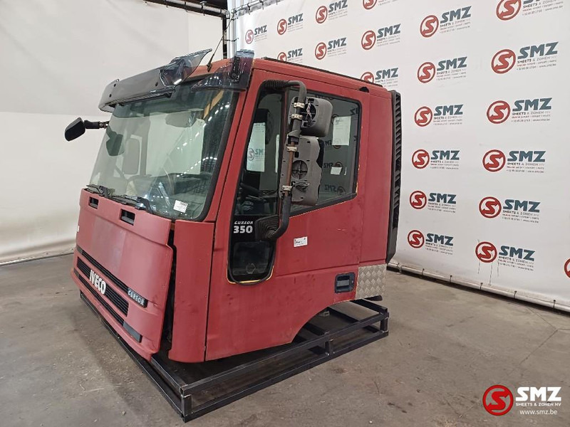 Iveco Occ Cabine Iveco Trakker - Cabine et intérieur pour Camion: photos 3 Iveco Occ Cabine Iveco Trakker - Cabine et intérieur pour Camion: photos 3
