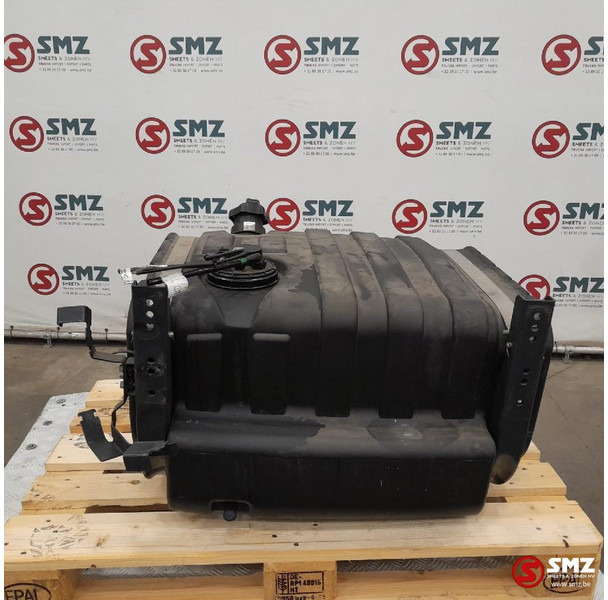 Iveco Occ brandstoftank 200L + brandstofniveausensor + s - Réservoir de carburant pour Camion: photos 3 Iveco Occ brandstoftank 200L + brandstofniveausensor + s - Réservoir de carburant pour Camion: photos 3