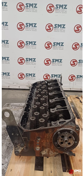 Iveco Occ cilinderkop F3AE3681 Cursor 10 Iveco - Bloc-cylindres pour Camion: photos 5 Iveco Occ cilinderkop F3AE3681 Cursor 10 Iveco - Bloc-cylindres pour Camion: photos 5