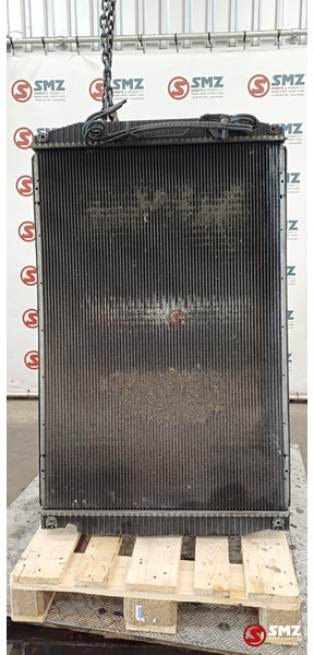 Iveco Occ radiator Iveco - Radiateur pour Camion: photos 2 Iveco Occ radiator Iveco - Radiateur pour Camion: photos 2