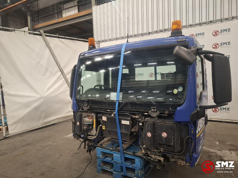 MAN Occ Cabine compleet MAN TGS RHD - Cabine et intérieur pour Camion: photos 4 MAN Occ Cabine compleet MAN TGS RHD - Cabine et intérieur pour Camion: photos 4