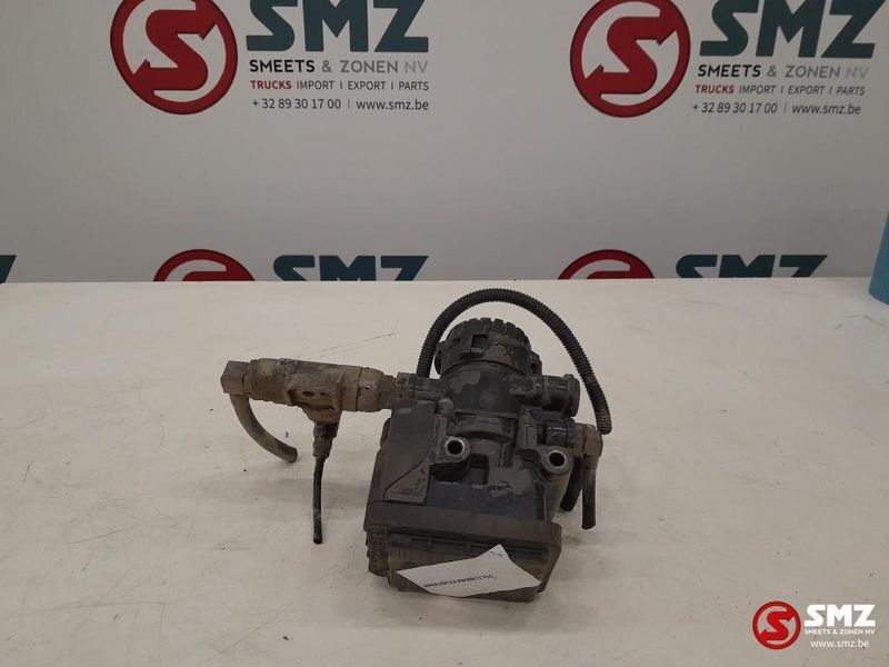 MAN Occ EBS klepmodulator MAN TGX 81521066049 K021204 - Bloc de gestion pour Camion: photos 3 MAN Occ EBS klepmodulator MAN TGX 81521066049 K021204 - Bloc de gestion pour Camion: photos 3