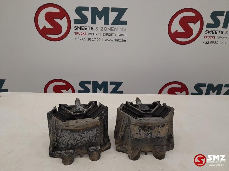 MAN Occ set motorsteunen MAN TGA 81962100620 - Support de moteur pour Camion: photos 1 MAN Occ set motorsteunen MAN TGA 81962100620 - Support de moteur pour Camion: photos 1