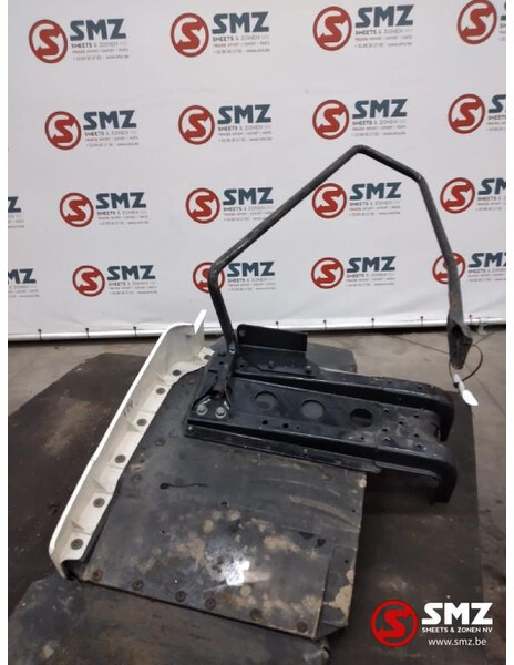 MAN Occ spatbord links MAN TGX 81664100307 81612100462 - Carrosserie et extérieur pour Camion: photos 2 MAN Occ spatbord links MAN TGX 81664100307 81612100462 - Carrosserie et extérieur pour Camion: photos 2