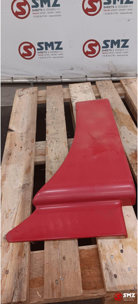 MAN Occ spatbordverlenging rechts MAN - Carrosserie et extérieur pour Camion: photos 2 MAN Occ spatbordverlenging rechts MAN - Carrosserie et extérieur pour Camion: photos 2