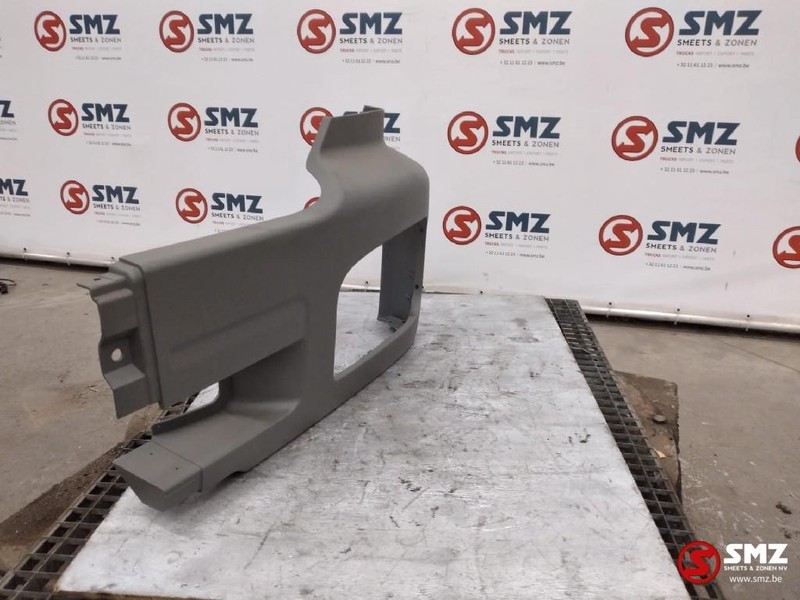 Mercedes-Benz Bumperhoek Mercedes Axor links - Angle de pare-chocs pour Camion: photos 3 Mercedes-Benz Bumperhoek Mercedes Axor links - Angle de pare-chocs pour Camion: photos 3