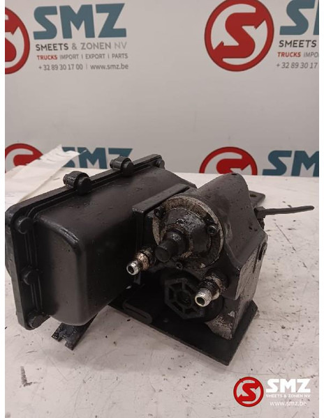 Mercedes-Benz Occ AdBluepomp Mercedes - Système de carburant pour Camion: photos 1 Mercedes-Benz Occ AdBluepomp Mercedes - Système de carburant pour Camion: photos 1