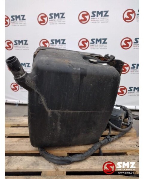 Mercedes-Benz Occ Adblue tank Mercedes Axor euro 5 - Système de carburant pour Camion: photos 2 Mercedes-Benz Occ Adblue tank Mercedes Axor euro 5 - Système de carburant pour Camion: photos 2