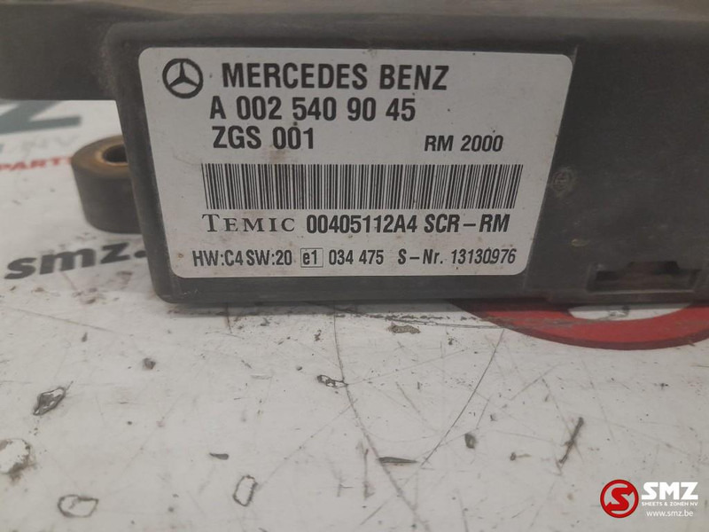 Mercedes-Benz Occ ECU AdBlue regeleenheid Mercedes - Bloc de gestion pour Camion: photos 4 Mercedes-Benz Occ ECU AdBlue regeleenheid Mercedes - Bloc de gestion pour Camion: photos 4
