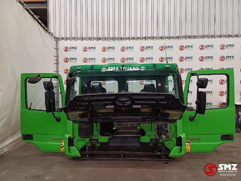 Mercedes-Benz Occ cabine compleet Mercedes - Cabine et intérieur pour Camion: photos 2 Mercedes-Benz Occ cabine compleet Mercedes - Cabine et intérieur pour Camion: photos 2