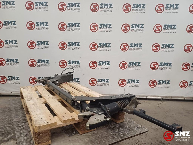 Mercedes-Benz Occ cabineslotmechanisme Mercedes - Suspension de cabine pour Camion: photos 2 Mercedes-Benz Occ cabineslotmechanisme Mercedes - Suspension de cabine pour Camion: photos 2