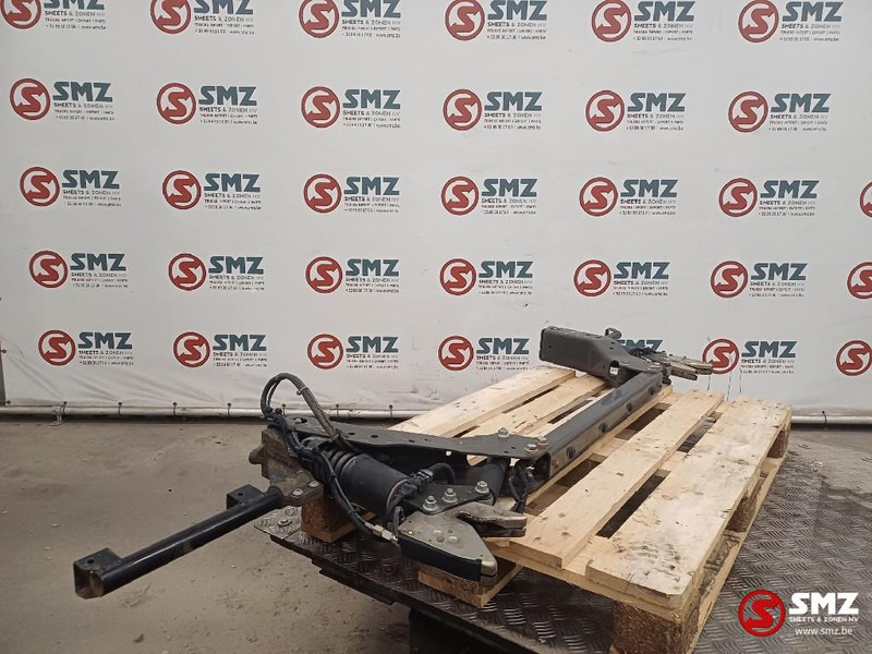 Mercedes-Benz Occ cabineslotmechanisme Mercedes - Suspension de cabine pour Camion: photos 3 Mercedes-Benz Occ cabineslotmechanisme Mercedes - Suspension de cabine pour Camion: photos 3