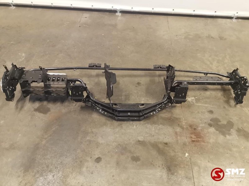 Mercedes-Benz Occ dashboard frame Actros MP3 - Panel de instrumentos pour Camion: photos 1 Mercedes-Benz Occ dashboard frame Actros MP3 - Panel de instrumentos pour Camion: photos 1