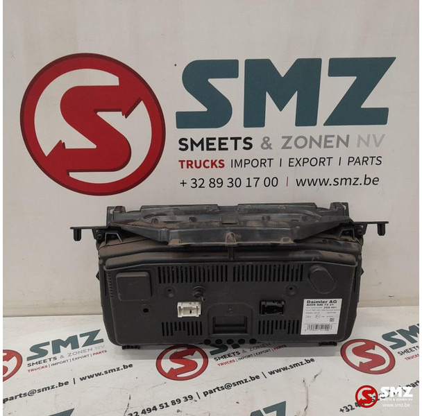 Mercedes-Benz Occ instrumentenpaneel Mercedes - Panel de instrumentos pour Camion: photos 2 Mercedes-Benz Occ instrumentenpaneel Mercedes - Panel de instrumentos pour Camion: photos 2