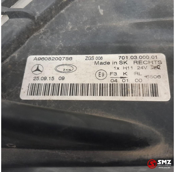 Mercedes-Benz Occ mistlicht rechts Mercedes - Feu anti-brouillard pour Camion: photos 3 Mercedes-Benz Occ mistlicht rechts Mercedes - Feu anti-brouillard pour Camion: photos 3