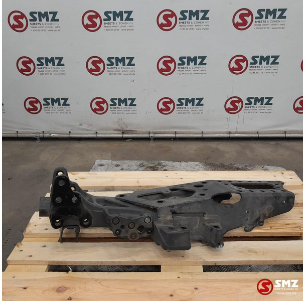 Mercedes-Benz Occ montagebeugels links Mercedes - Frame/ Châssis pour Camion: photos 1 Mercedes-Benz Occ montagebeugels links Mercedes - Frame/ Châssis pour Camion: photos 1