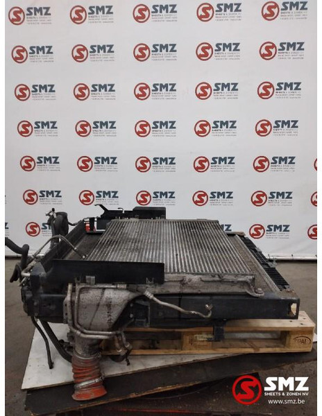Mercedes-Benz Occ radiator + intercooler Mercedes - Radiateur pour Camion: photos 4 Mercedes-Benz Occ radiator + intercooler Mercedes - Radiateur pour Camion: photos 4