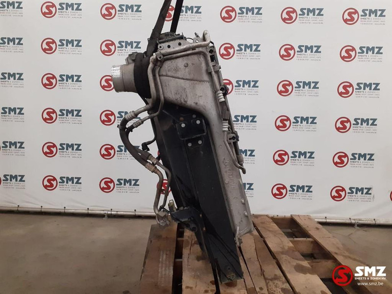 Mercedes-Benz Occ radiator + intercooler Mercedes - Radiateur pour Camion: photos 3 Mercedes-Benz Occ radiator + intercooler Mercedes - Radiateur pour Camion: photos 3