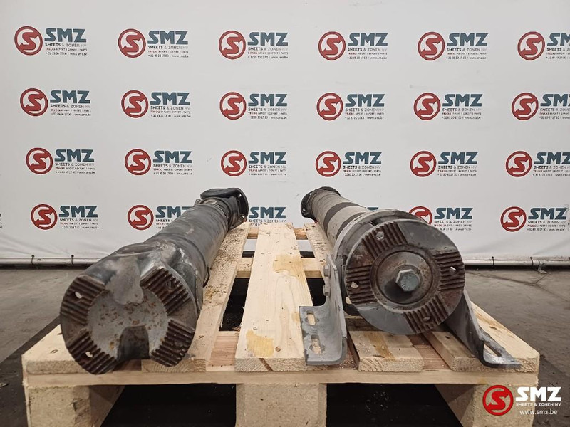 Mercedes-Benz Occ set cardanassen 6x4 Mercedes - Demi arbre pour Camion: photos 3 Mercedes-Benz Occ set cardanassen 6x4 Mercedes - Demi arbre pour Camion: photos 3