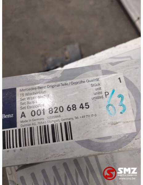 Mercedes-Benz Set ruitenwissers mercedes axor atego a0018206845 - Essuie-glace pour Camion: photos 2 Mercedes-Benz Set ruitenwissers mercedes axor atego a0018206845 - Essuie-glace pour Camion: photos 2