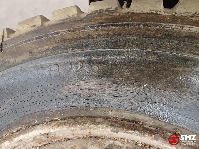 Michelin Occ Band 9.00r22.5 Michelin - Pneu pour Camion: photos 4 Michelin Occ Band 9.00r22.5 Michelin - Pneu pour Camion: photos 4