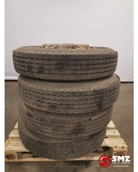 Michelin Occ Band 9.00r22.5 Michelin xza - Pneu pour Camion: photos 1 Michelin Occ Band 9.00r22.5 Michelin xza - Pneu pour Camion: photos 1