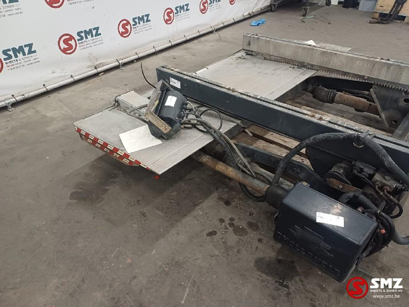 Dhollandia Occ laadlift DHSM80 Dhollandia - Pièces de rechange pour Camion: photos 4 Dhollandia Occ laadlift DHSM80 Dhollandia - Pièces de rechange pour Camion: photos 4