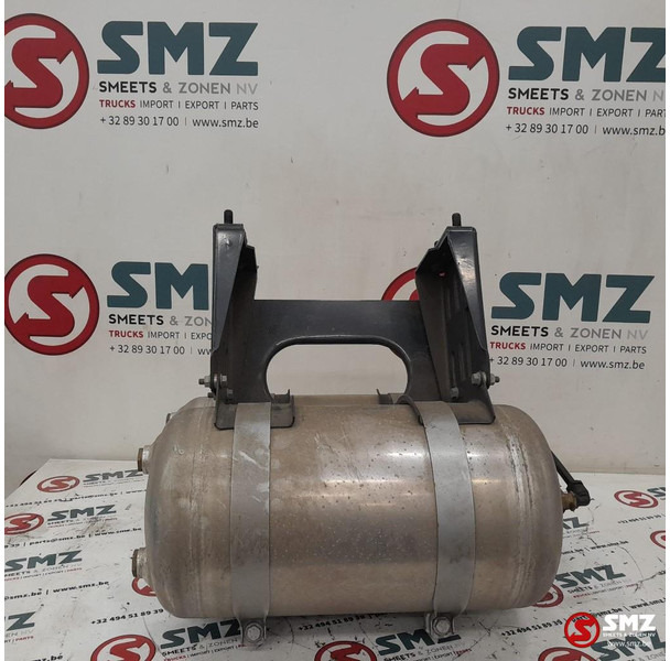 Iveco Occ set luchtketels 20L 14Bar + 15L 14Bar Iveco - Pièces de rechange pour Camion: photos 4 Iveco Occ set luchtketels 20L 14Bar + 15L 14Bar Iveco - Pièces de rechange pour Camion: photos 4