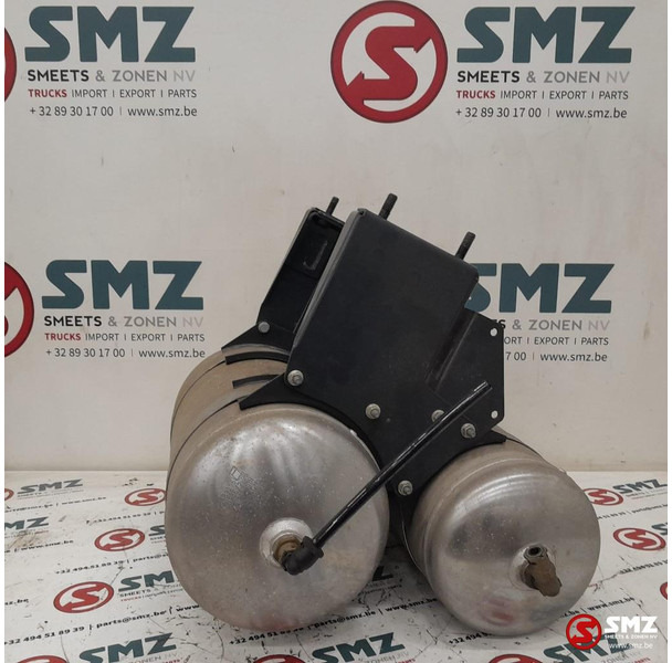 Iveco Occ set luchtketels 20L 14Bar + 15L 14Bar Iveco - Pièces de rechange pour Camion: photos 2 Iveco Occ set luchtketels 20L 14Bar + 15L 14Bar Iveco - Pièces de rechange pour Camion: photos 2