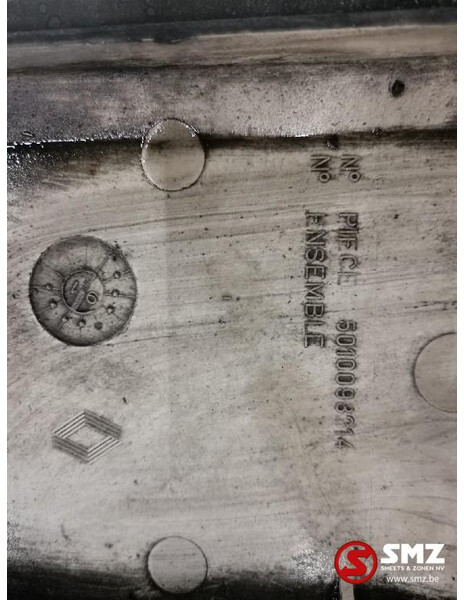 Renault Occ Motorkap Renault Major - Capot pour Camion: photos 3 Renault Occ Motorkap Renault Major - Capot pour Camion: photos 3