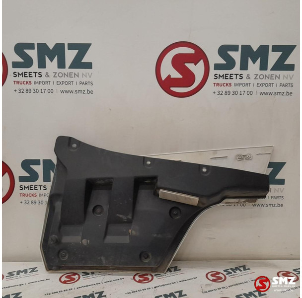 Renault Occ deurverlenging rechts Renault - Portière et pièces pour Camion: photos 2 Renault Occ deurverlenging rechts Renault - Portière et pièces pour Camion: photos 2