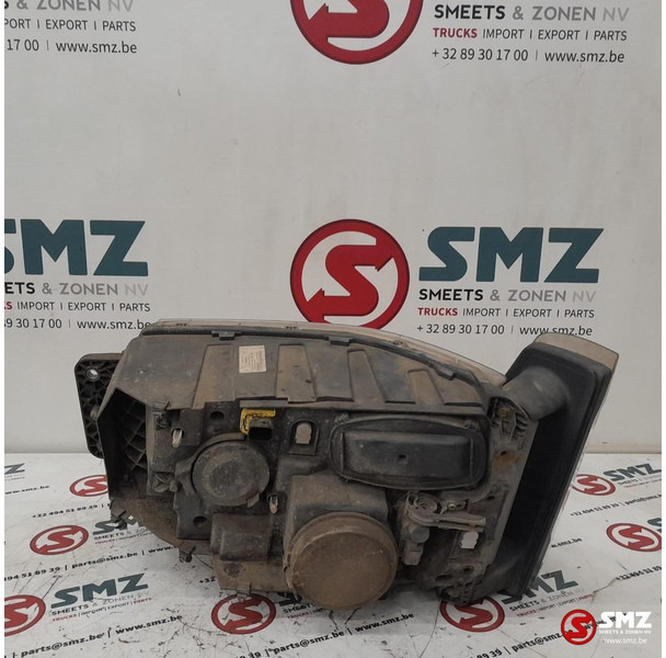 Renault Occ koplamp rechts RHD Renault - Feu avant pour Camion: photos 2 Renault Occ koplamp rechts RHD Renault - Feu avant pour Camion: photos 2