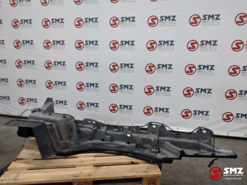 Renault Occ opstapbak rechts Renault - Cabine et intérieur pour Camion: photos 3 Renault Occ opstapbak rechts Renault - Cabine et intérieur pour Camion: photos 3