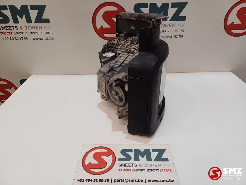 Scania Occ koplamp rechts Scania - Feu avant pour Camion: photos 3 Scania Occ koplamp rechts Scania - Feu avant pour Camion: photos 3