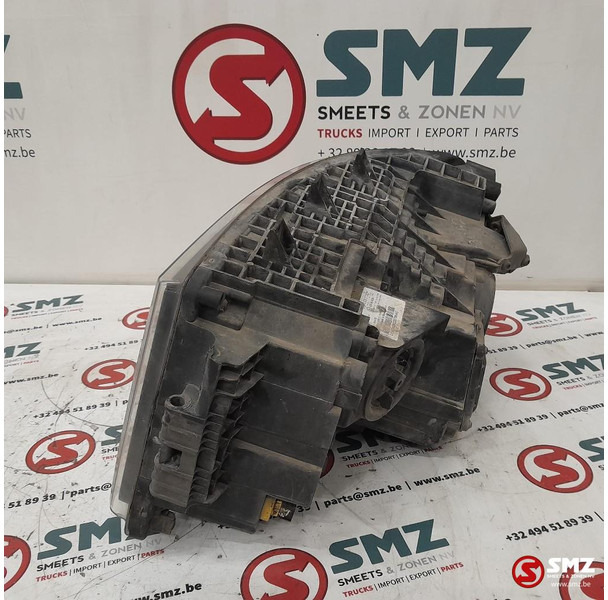 Scania Occ koplamp rechts Scania RHD - Feu avant pour Camion: photos 4 Scania Occ koplamp rechts Scania RHD - Feu avant pour Camion: photos 4