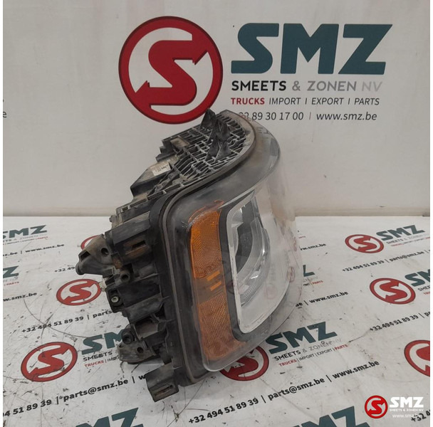 Scania Occ koplamp rechts Scania RHD - Feu avant pour Camion: photos 3 Scania Occ koplamp rechts Scania RHD - Feu avant pour Camion: photos 3