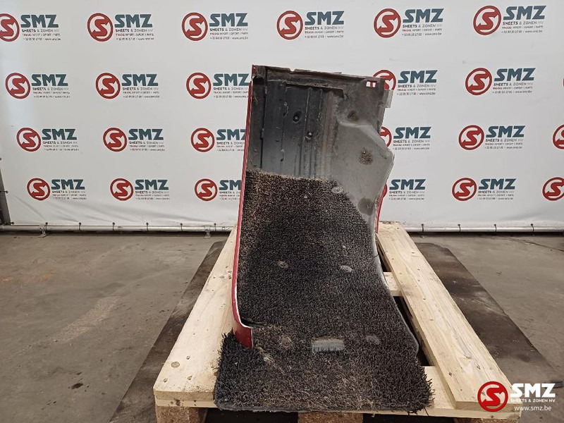 Scania Occ spatbord linksvooraan + rechtsachteraan Scania - Carrosserie et extérieur pour Camion: photos 5 Scania Occ spatbord linksvooraan + rechtsachteraan Scania - Carrosserie et extérieur pour Camion: photos 5