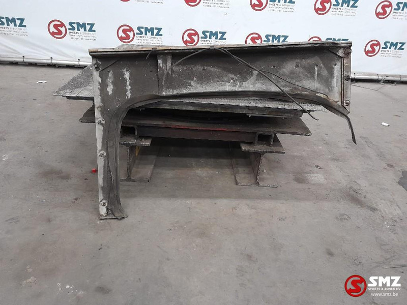 Scania Occ spatbord rechts 85 Vabis Scania - Carrosserie et extérieur pour Camion: photos 2 Scania Occ spatbord rechts 85 Vabis Scania - Carrosserie et extérieur pour Camion: photos 2