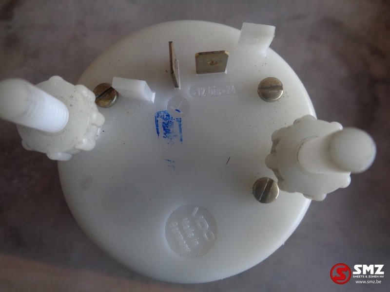 VDO Occ motor uren meter - Panel de instrumentos pour Camion: photos 5 VDO Occ motor uren meter - Panel de instrumentos pour Camion: photos 5