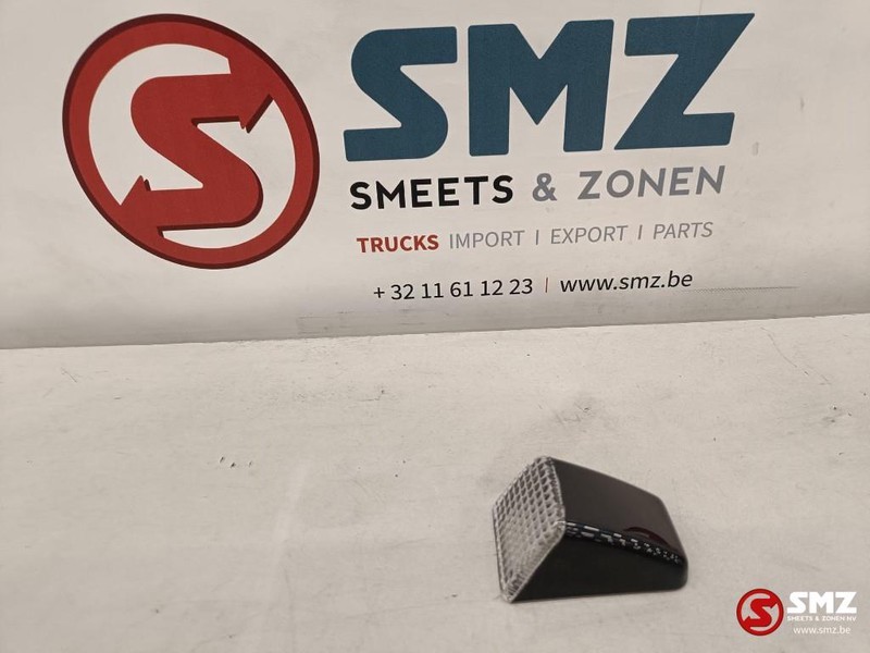 Volvo Occ Lens toplicht wit - Lumière/ Éclairage pour Camion: photos 2 Volvo Occ Lens toplicht wit - Lumière/ Éclairage pour Camion: photos 2